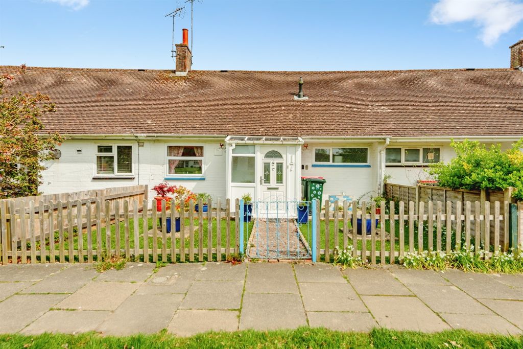 Property photo 1 of 17