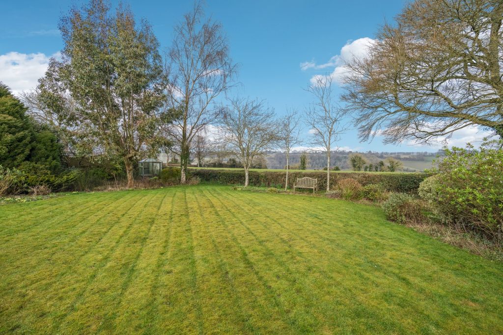 Property photo 3 of 21 4809-Hr-24