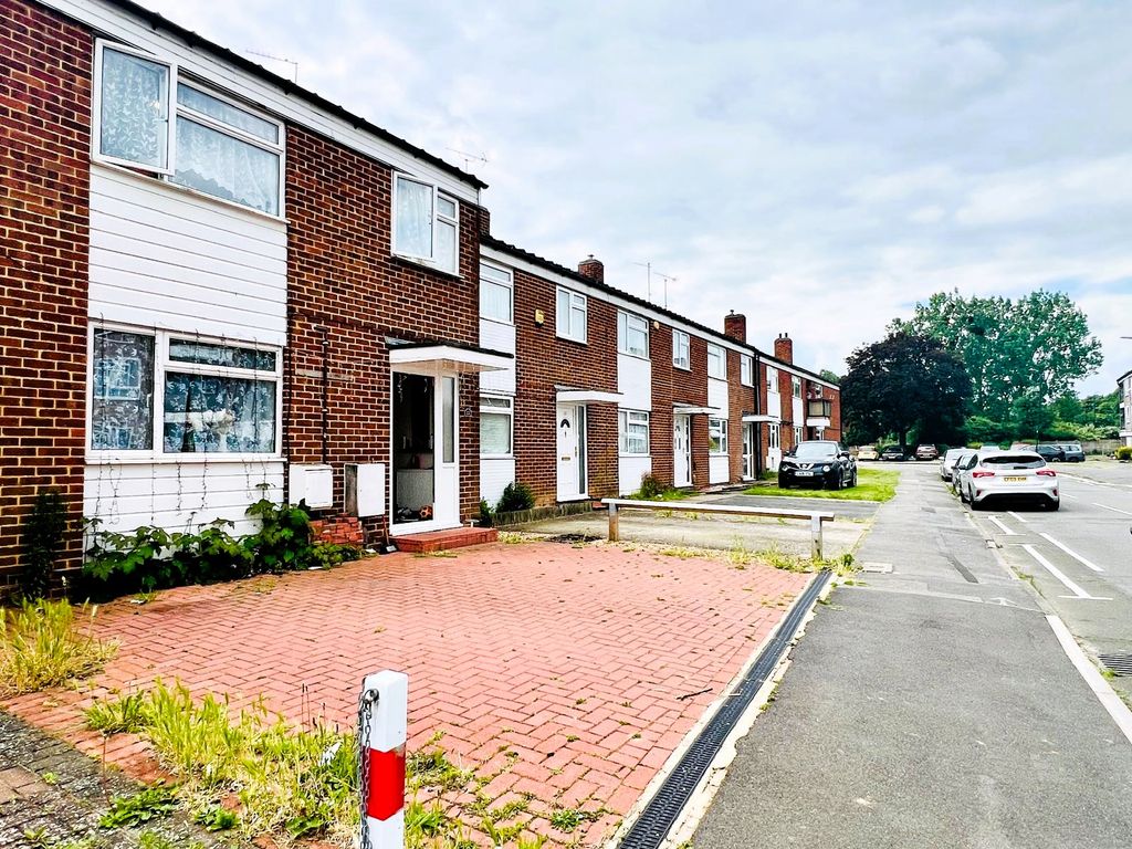 Property photo 2 of 13 Maryside, Langley, Slough, Sl3 7Et (19)