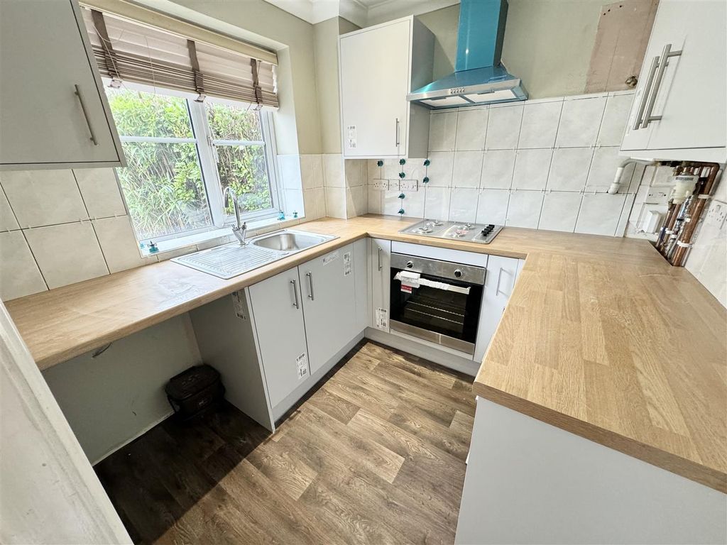 Property photo 3 of 13 Img_8575.Jpg