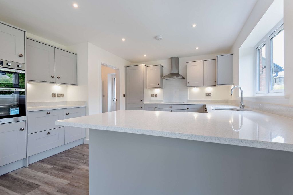 Property photo 3 of 17 Picture No. 08