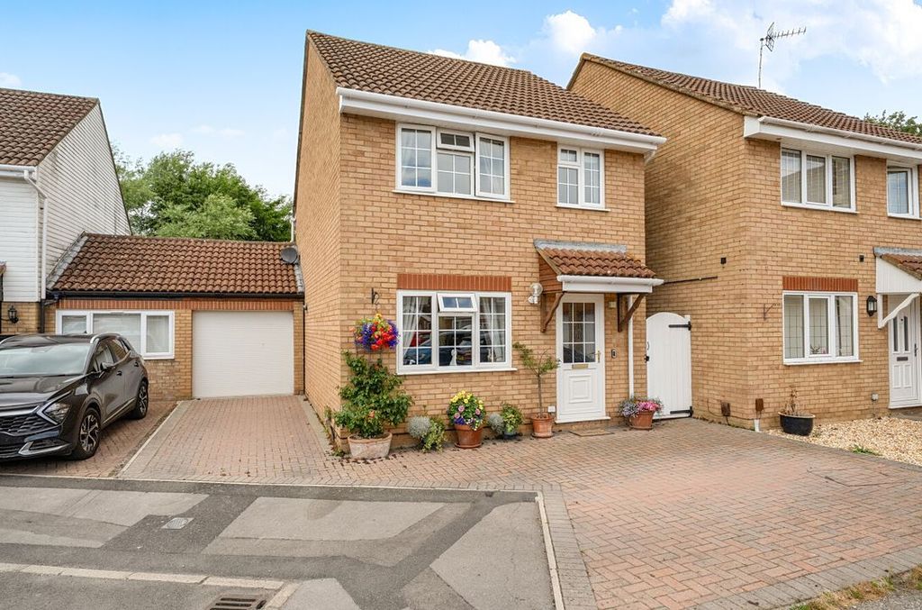 Property photo 1 of 12 14849462