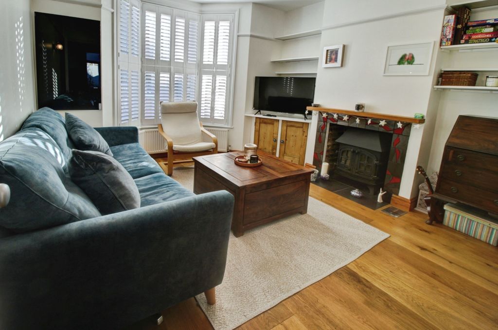 Property photo 3 of 15 Photo #3