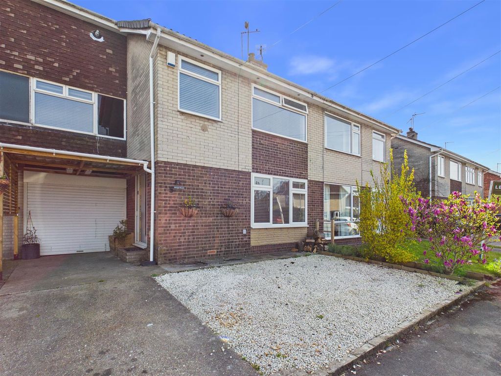 Property photo 1 of 16 Front