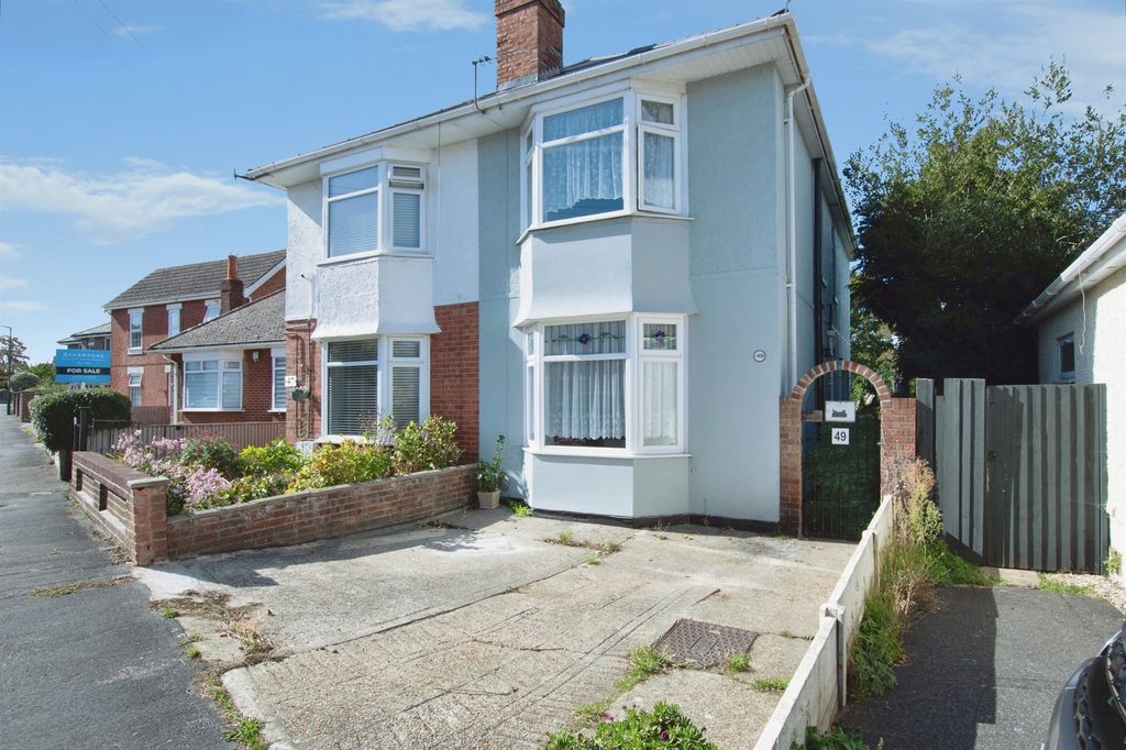 Property photo 1 of 21