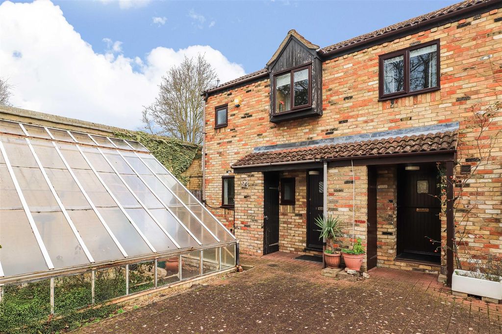 Property photo 2 of 24 Img (1).Jpg