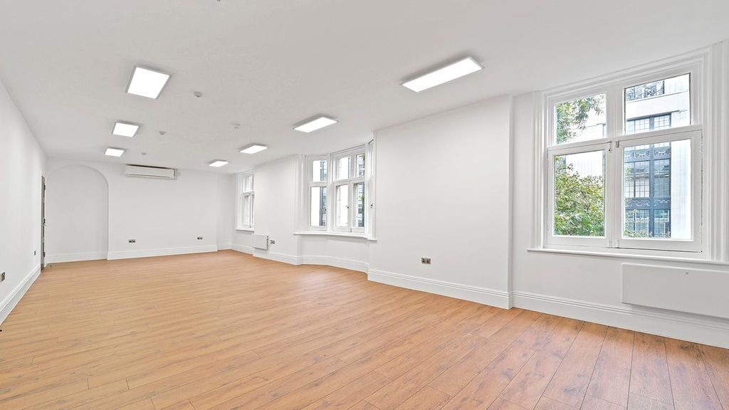 Property photo 2 of 10 94 Kensington High Street W8 Office 1.Jpg