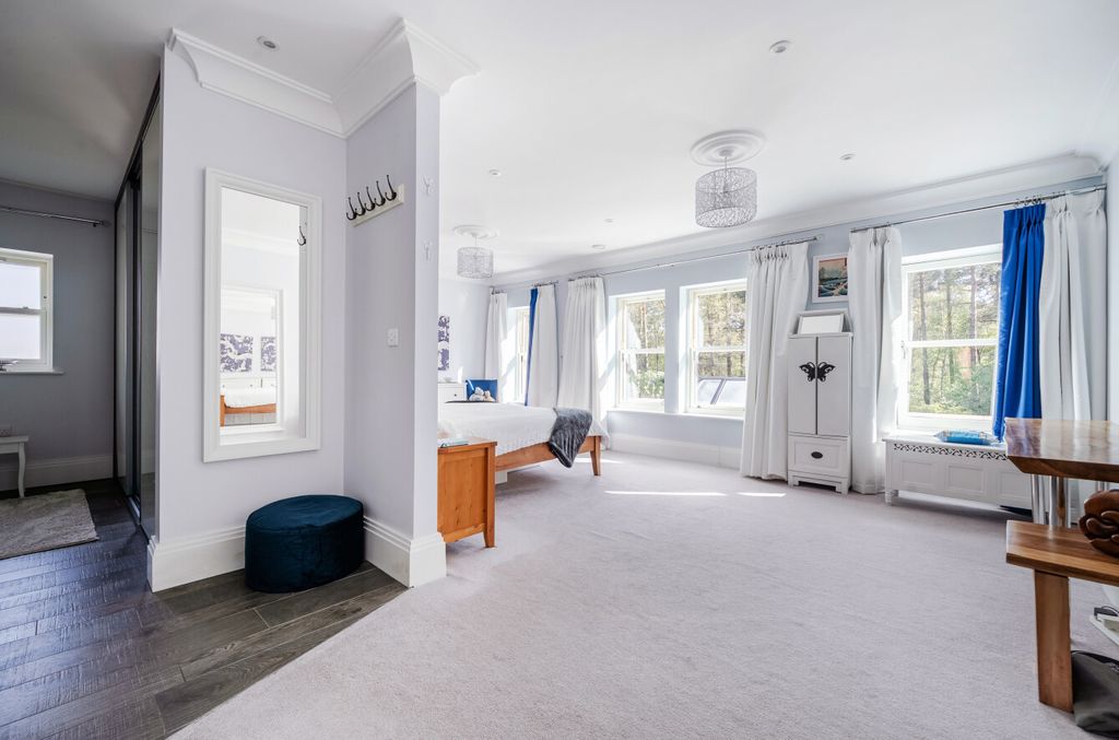 Additional image 16 of 6 bed detached house for saleWaterloo Road, Crowthorne, Berkshire RG45