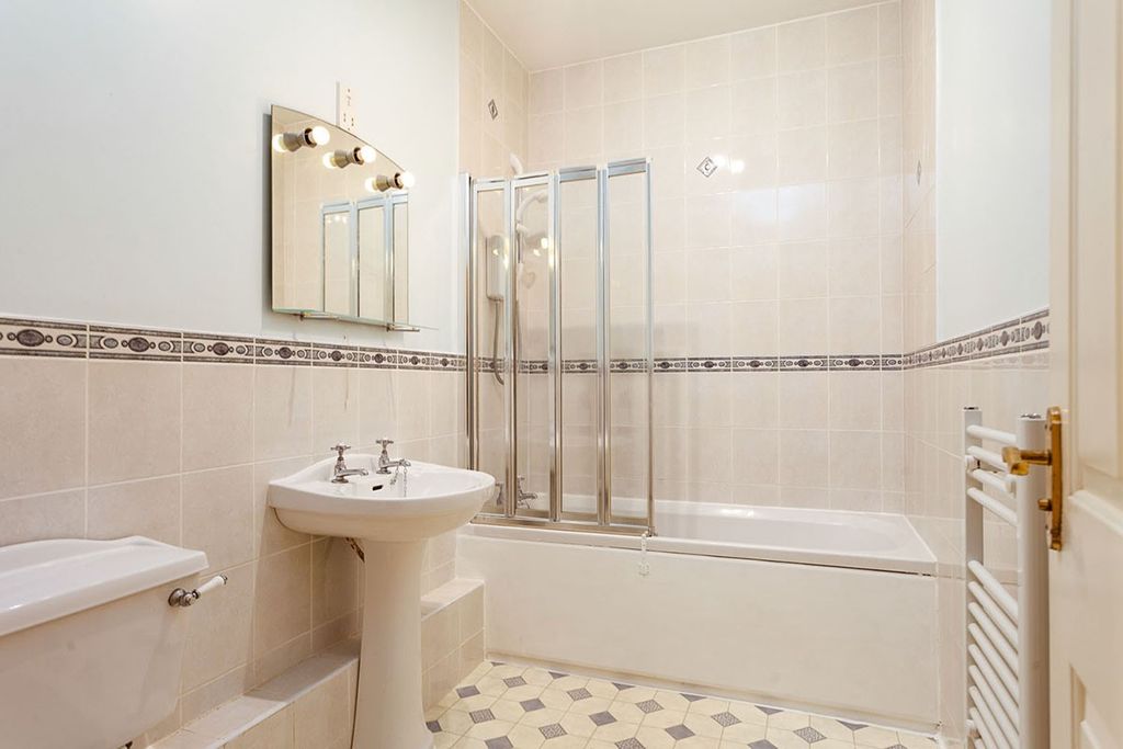 Property photo 2 of 5 Bathroom