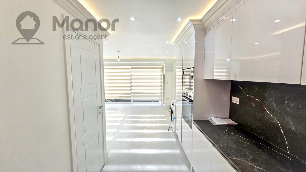 Property photo 3 of 18 Open Plan Kitchen