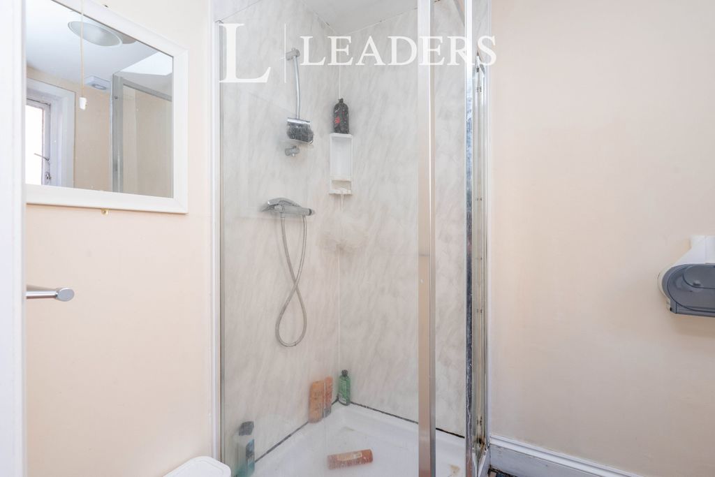 Property photo 3 of 5 Shower Room