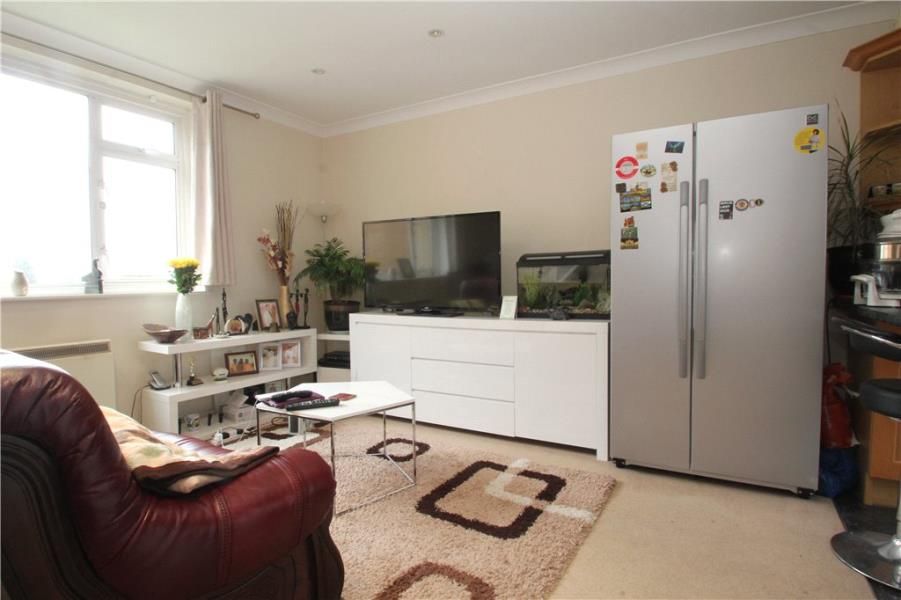 Property photo 3 of 7