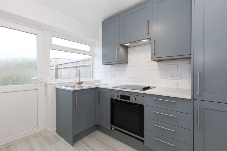 Property photo 2 of 7 242241