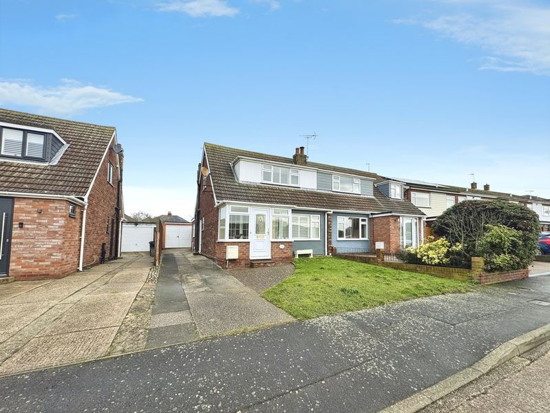 Property photo 1 of 26 Elizabeth Way