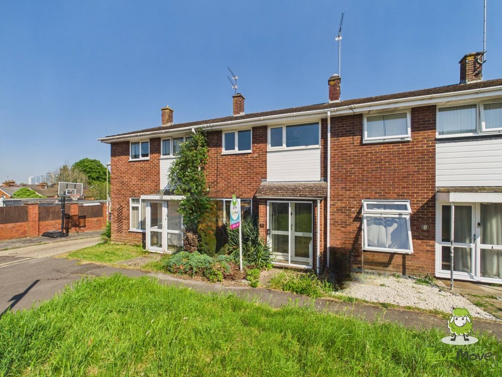 Property photo 1 of 12 Ewemove Estate Agents Basingstoke