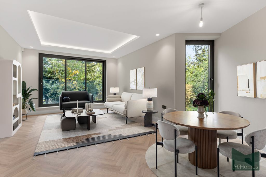 Property photo 2 of 21