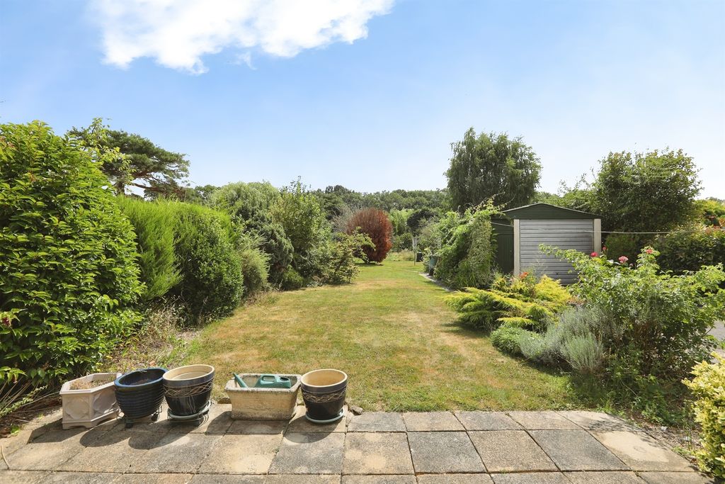 Property photo 2 of 16