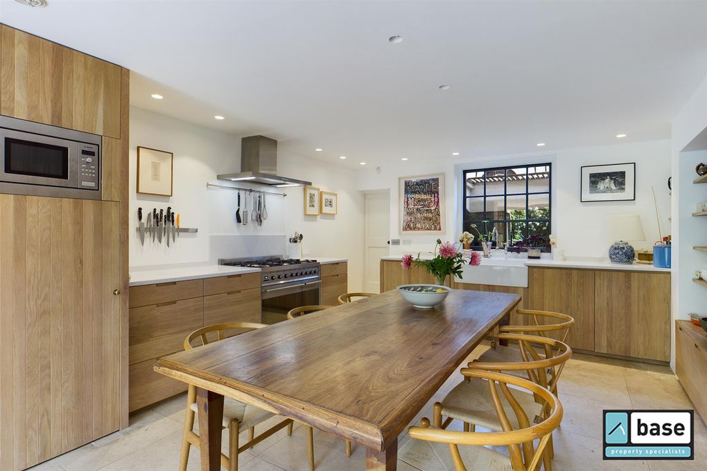 Property photo 3 of 15 Kitchen Dining
