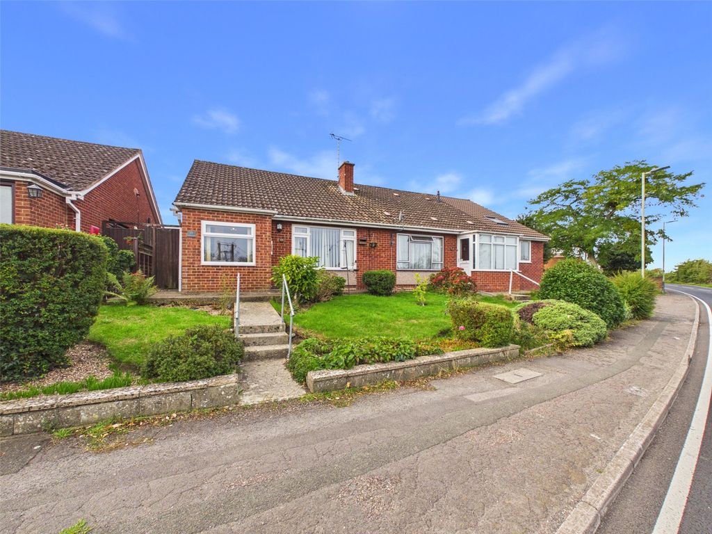 Property photo 1 of 17 Picture No. 14