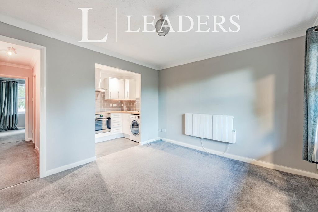 Property photo 2 of 10 Picture No. 06