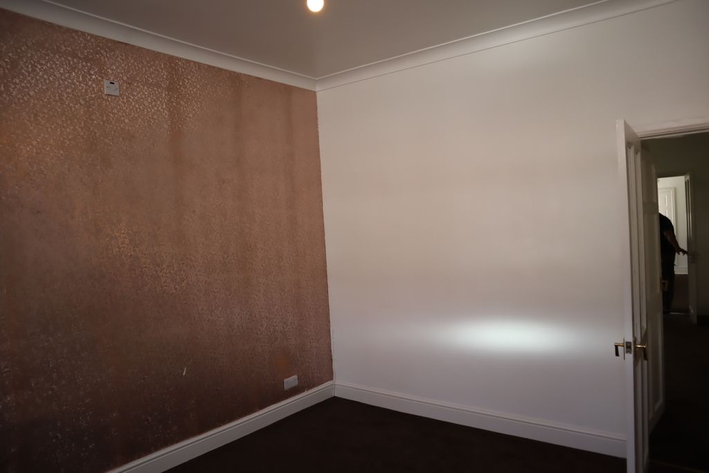 Property photo 3 of 44