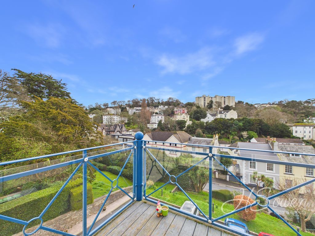 Property photo 3 of 18 Photo 5