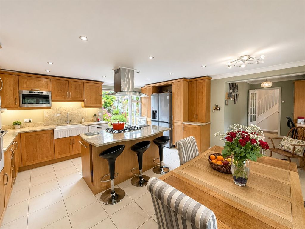Property photo 1 of 27 Kitchen Dining