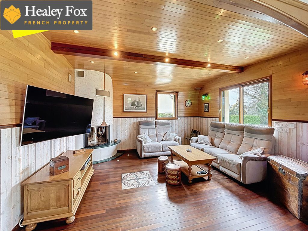 Property photo 3 of 16