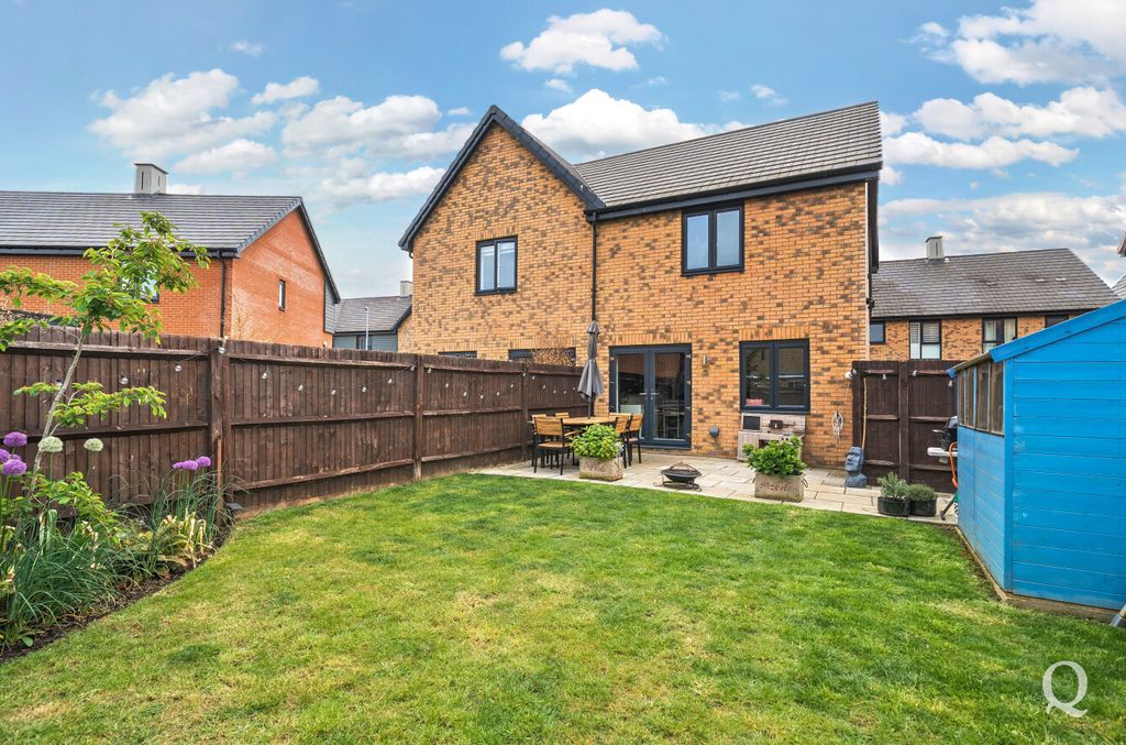 Property photo 2 of 23 64E47c18-E33c-471...