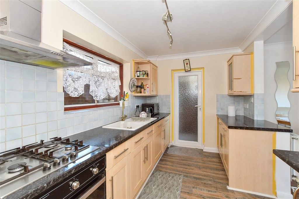 Property photo 3 of 14 Kitchen