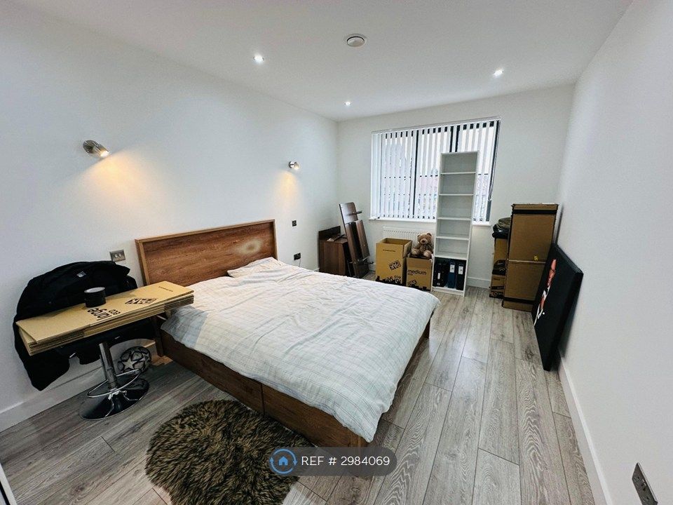 Property photo 2 of 18