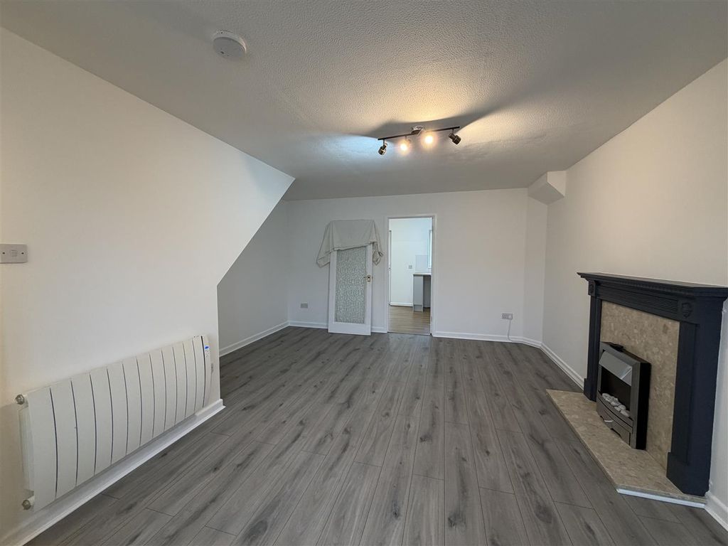 Property photo 3 of 22 20260126_133308760_Ios.Jpg