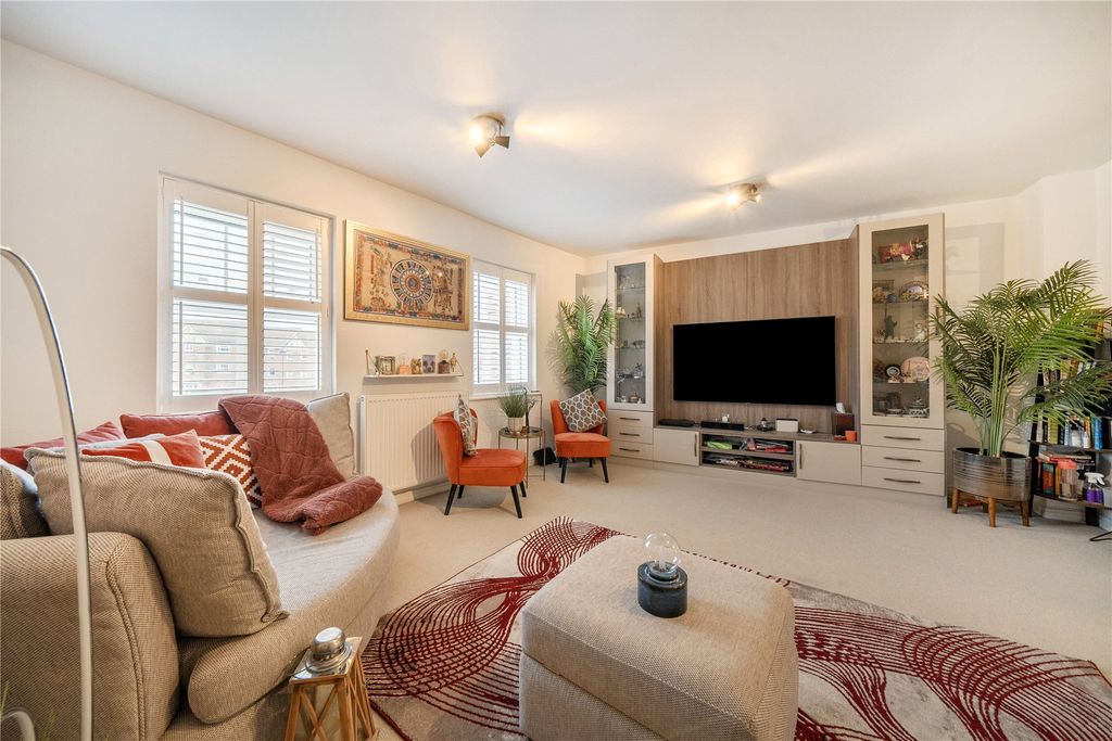 Property photo 3 of 32 Picture No. 38