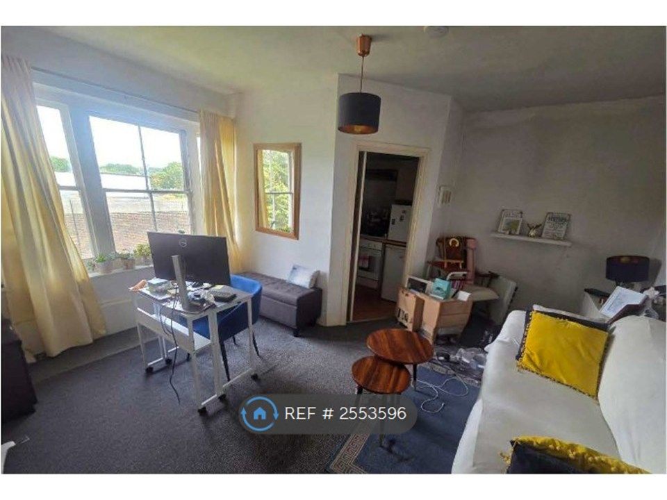 Property photo 2 of 4