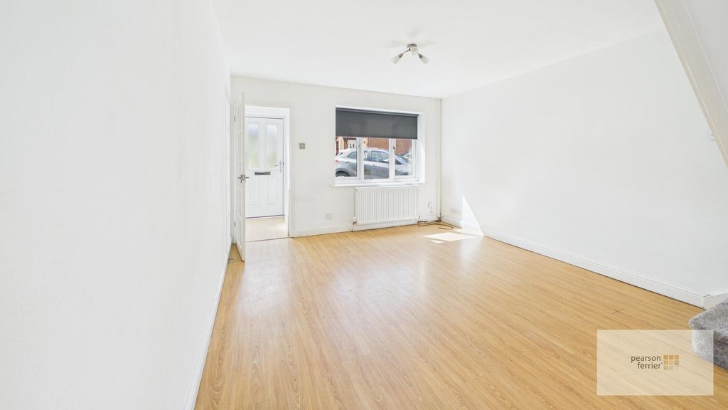Property photo 2 of 14 Living Room