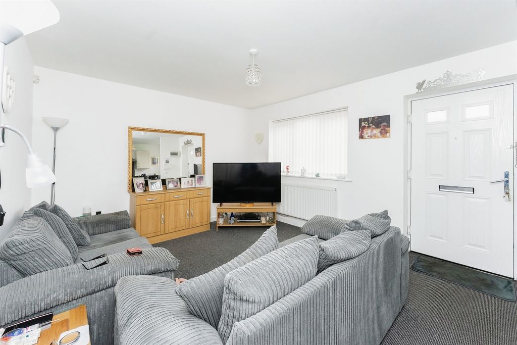 Property photo 3 of 13