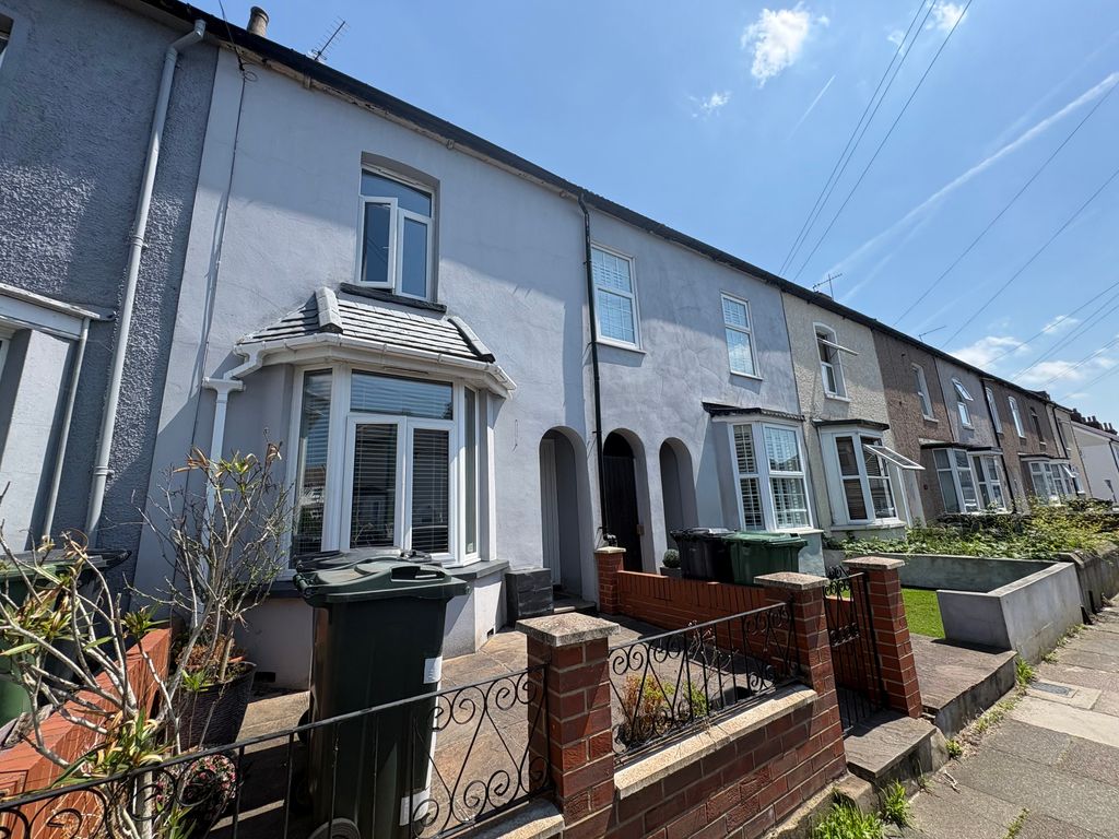 Property photo 1 of 18