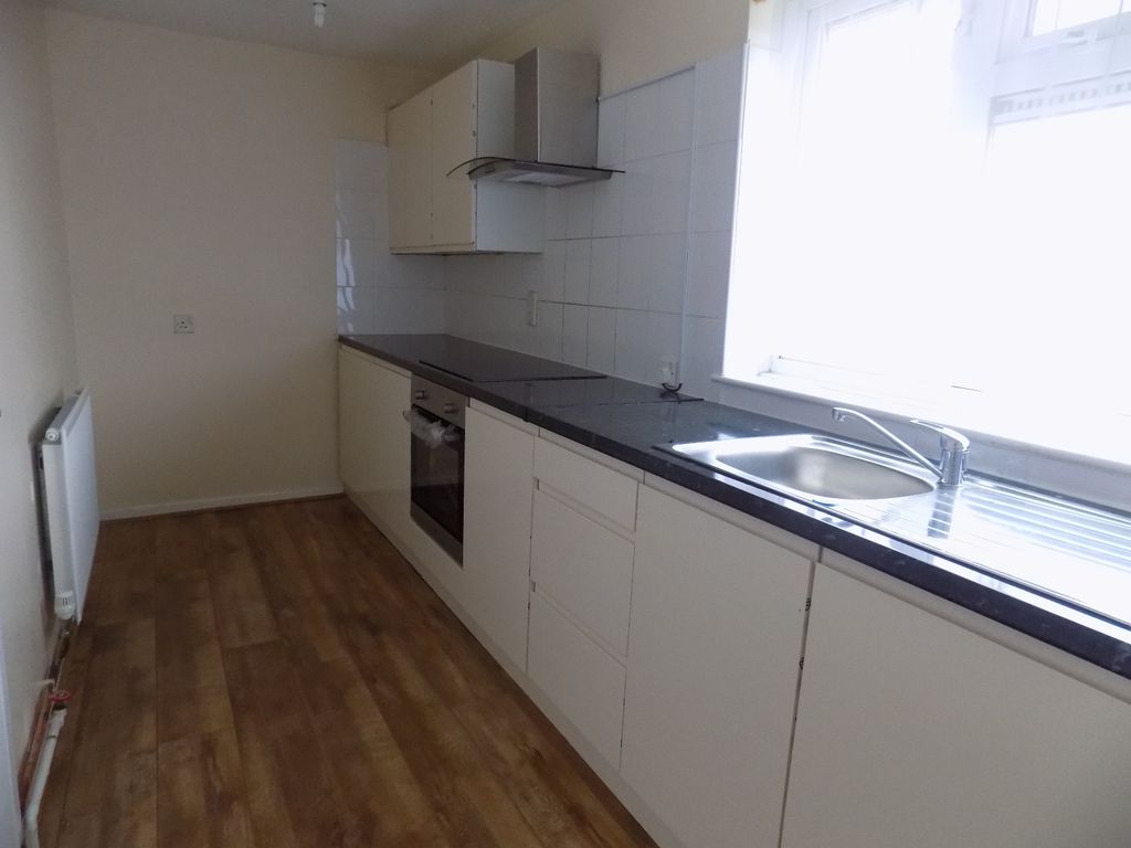 Property photo 2 of 10 7289