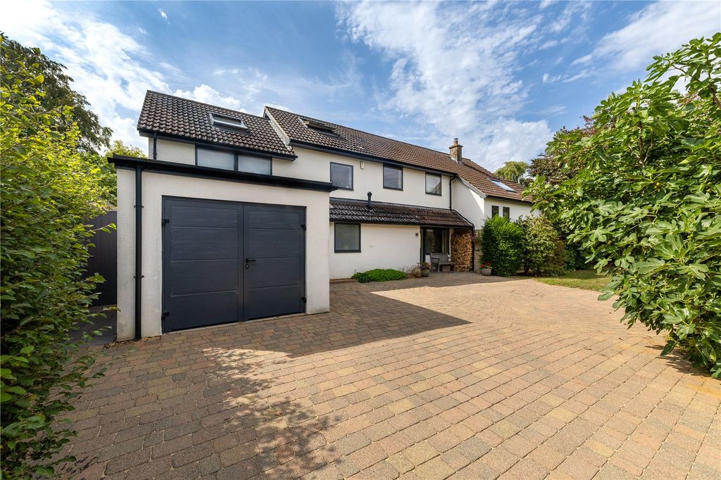 Property photo 1 of 29 Picture No. 01
