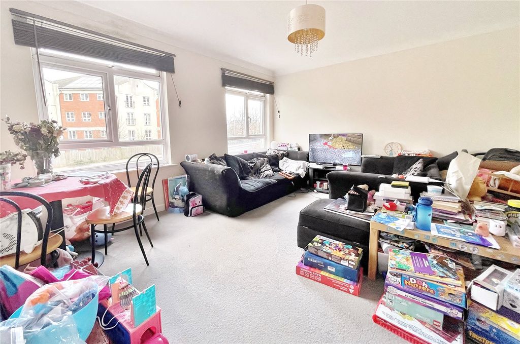 Property photo 3 of 7 Picture No. 05