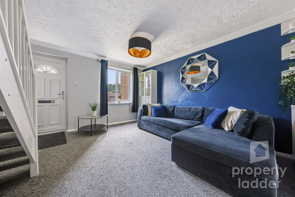 Property photo 3 of 12 Pl-8