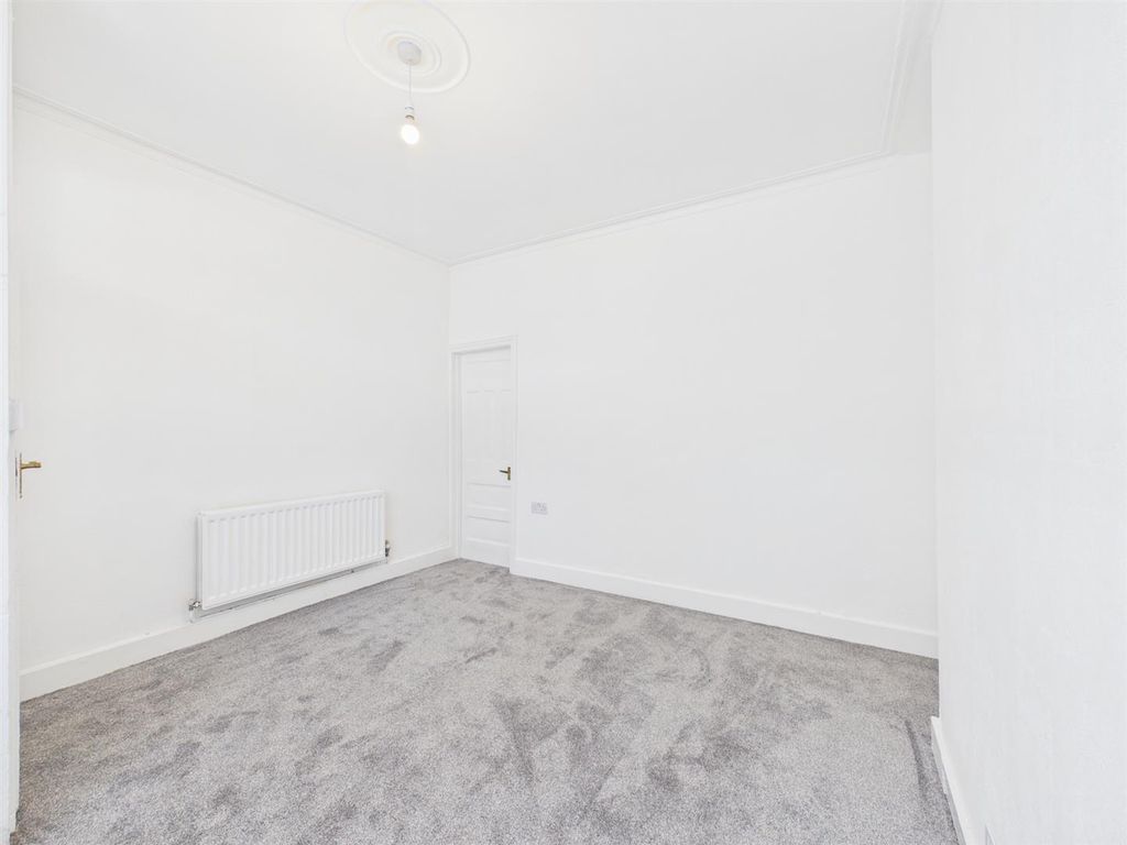 Property photo 2 of 30 Cam03844G0-Pr0515-Still001.Jpg
