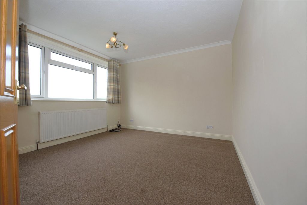 Property photo 3 of 15 Picture No. 11