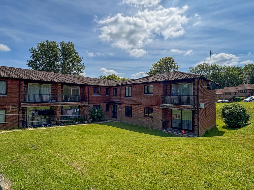 Property photo 1 of 8