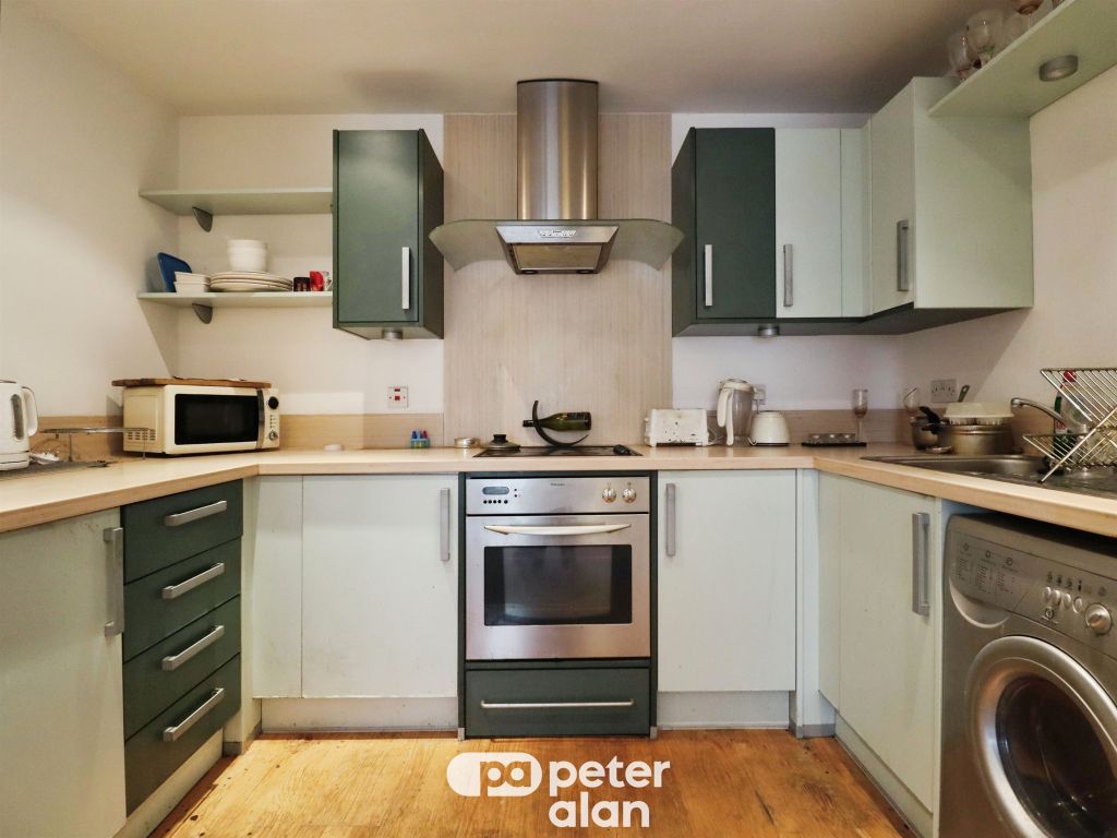 Property photo 3 of 12