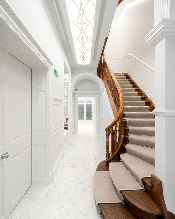 Property photo 2 of 5 Photo 1