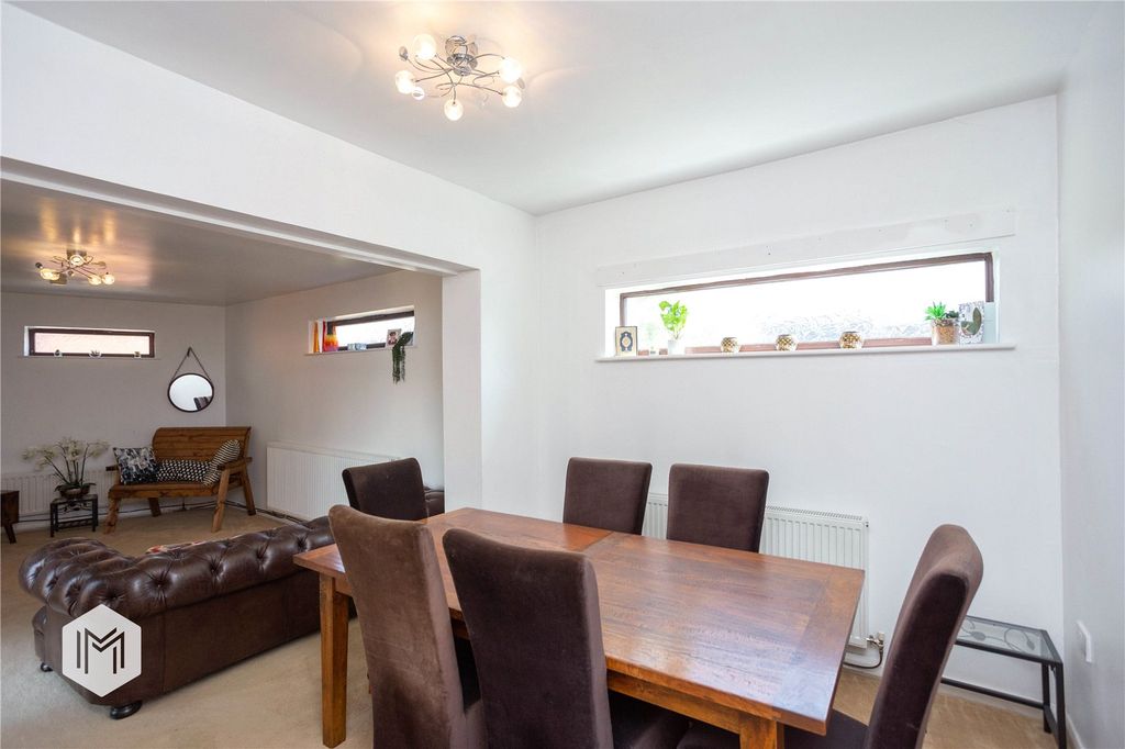 Property photo 3 of 17 Picture No. 16