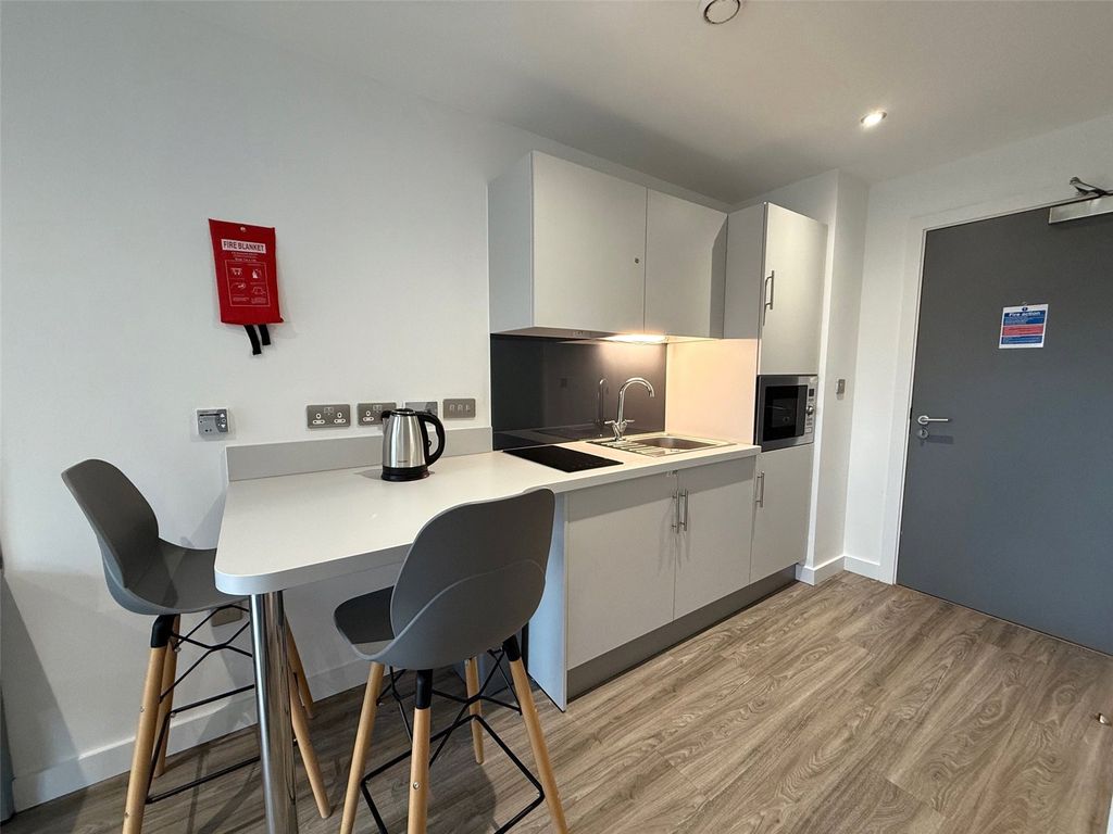 Property photo 2 of 6 Picture No. 04