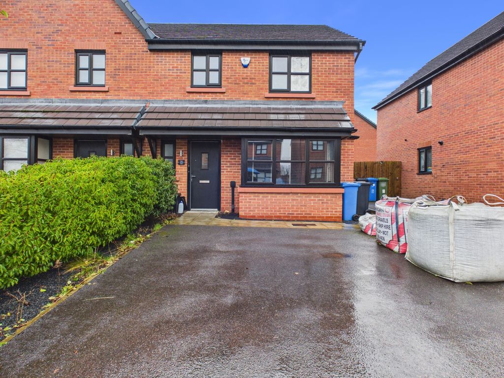 Property photo 1 of 15 Cam03729G0-Pr0249-Still045