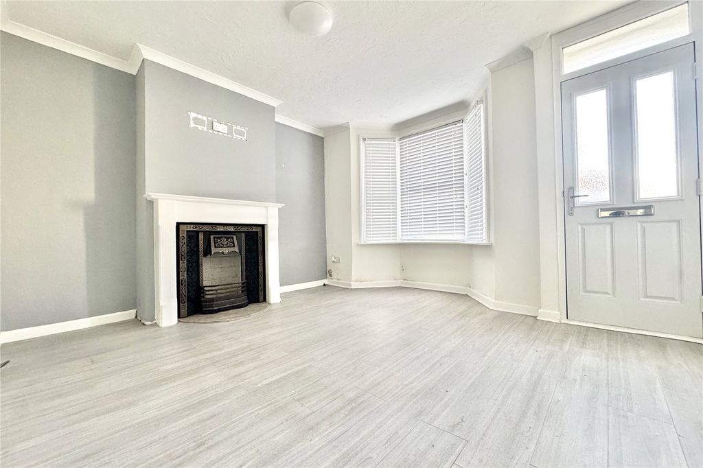 Property photo 3 of 12 Picture No. 08